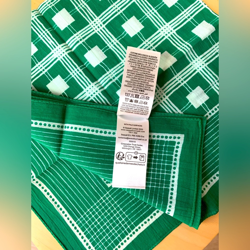 NWT SEASALT CORNWALL Lapel Pin and 100% Organic Cotton Scarf Set - Picture 7 of 9